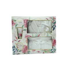 Luxury Spa Collection 3pc. Coconut Mango w/Bathrobe Spa Living